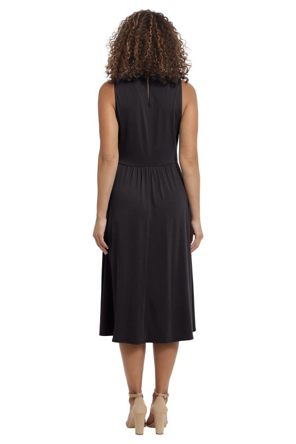 Women's Sleeveless Jewel Neck Asymmetric Hem Midi Casual Summer Fun Vacation