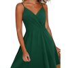 Women's Summer Dress 2025 Spaghetti Strap Sleeveless V Neck Casual Swing Sundress with Pockets