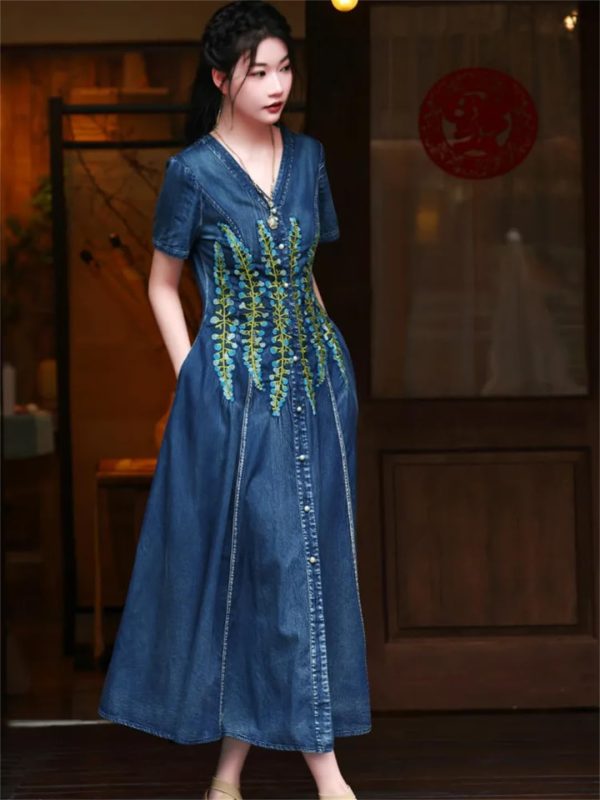 61kXdlxyEpL.jpg Women High Waisted Long A-Line Dress Embroidery Floral Vintage Cardigan Single Breasted Denim Dress