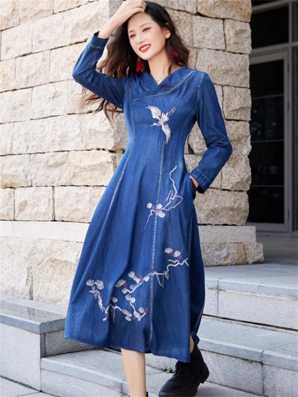 71kcs-U-t9L.jpg Women Long Sleeve Vintage A-Line Midi Dress Chinese Style Embroidery Jeans Dress V-Neck Denim Dress
