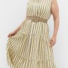 Women's Plus Size Dress - Clean Lines
